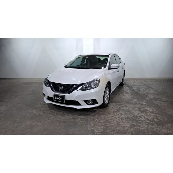 Nissan Sentra 1.8 Advance