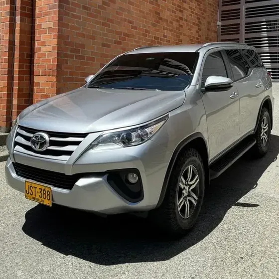 Toyota Fortuner 2020 2.4 Street At 7as