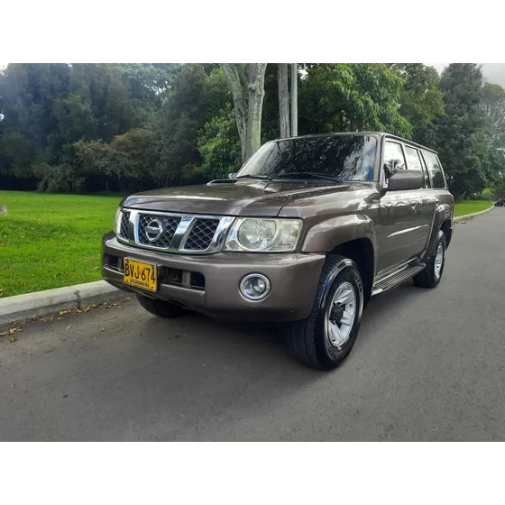 Nissan Patrol At 3000cc 4x4 Diesel