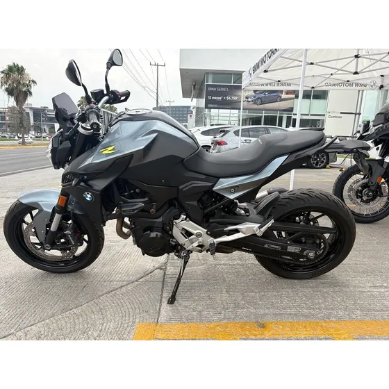 Bmw F900 R Equipada 2023 Con Pantalla Tft