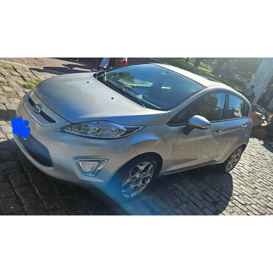 Ford Fiesta Kinetic 1.6 Design 120cv Titanium