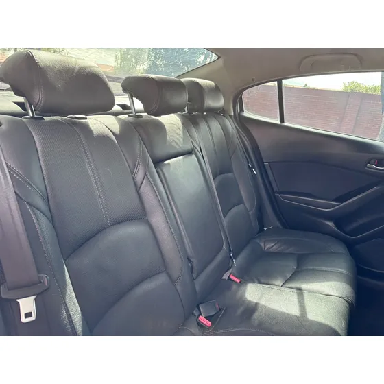 Mazda 3 2.0 Touring At