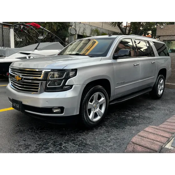 Chevrolet Suburban 5.3 Ltz V8 4wd 2da Cubo At