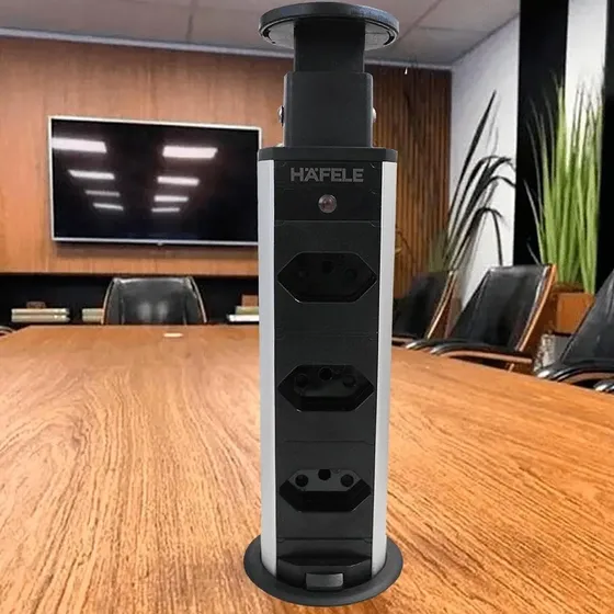 Torre de Tomada Retrátil Totem Multiplug Hafele Preto Embutir