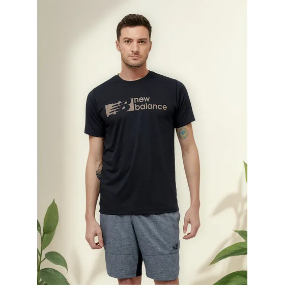 Remera New Balance De Hombre - Mt31074bk