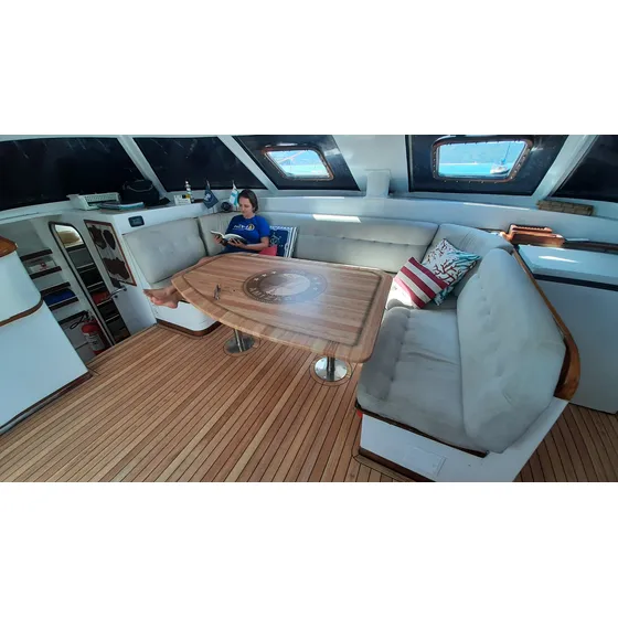 Catamarã Balticat 42 Com 4 Suítes Veleiro + 2 Motores Yanmar