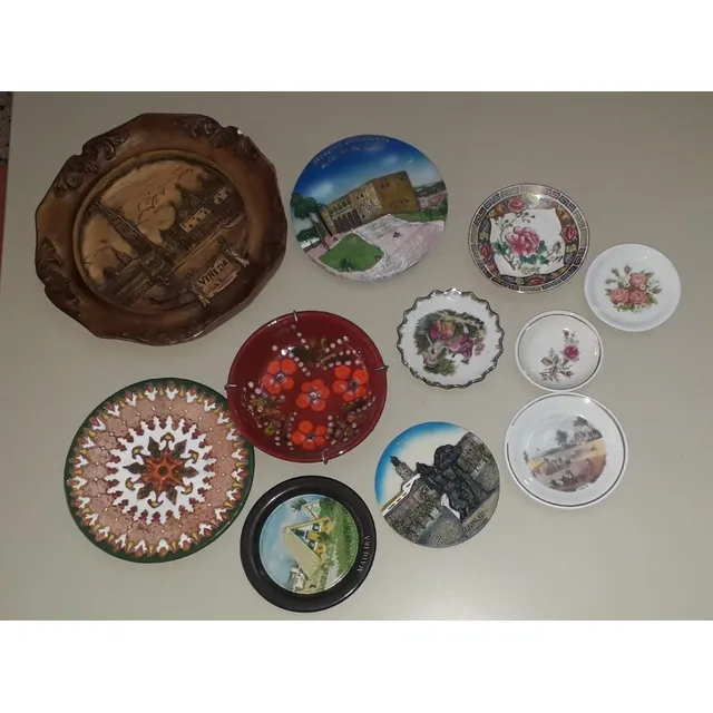 Platos Decorativos. Son 11 Diferentes Paises