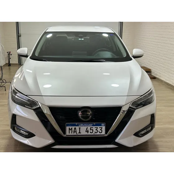 Nissan Sentra 1.8 Advance At