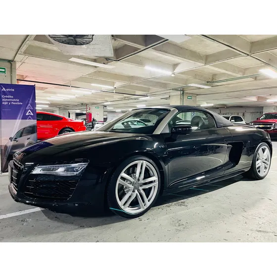 Audi R8 5.2 V10 Spyder S-tronic Dsg 7 Vel