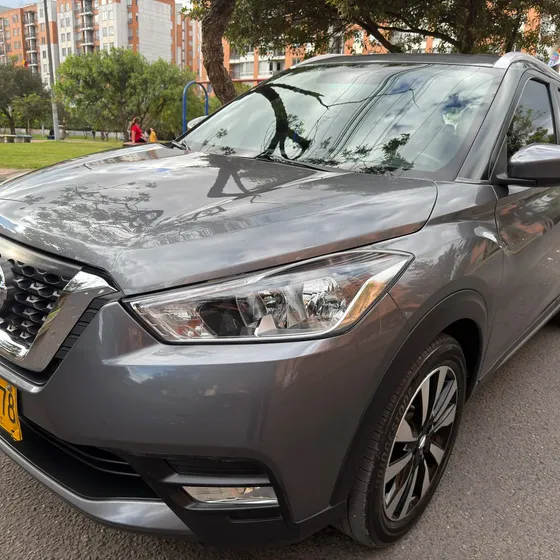 Nissan Kicks 2018 Advance 1.6 Aut 4x2