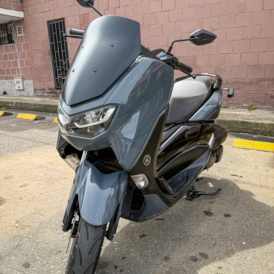 Vendo Yamaha Nmax Connected 2025 | Única Dueña | 10.000 Km