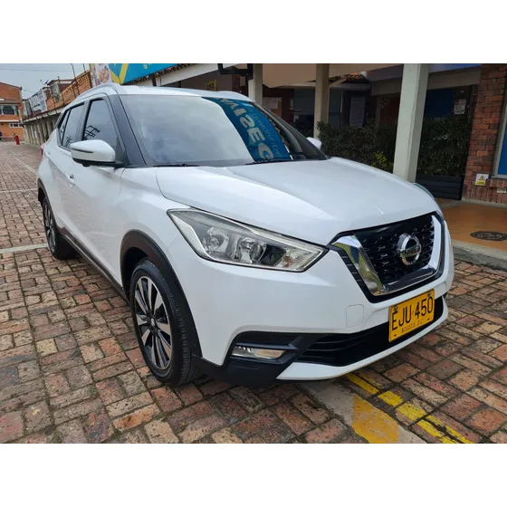 Nissan Kicks Exclusive 1.6cc At Aa 4x2