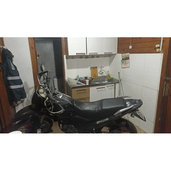 Yumbo Skua 250