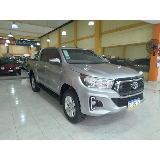 Toyota Hilux Pick-up 2.8 Cd Srv 177cv 4x2