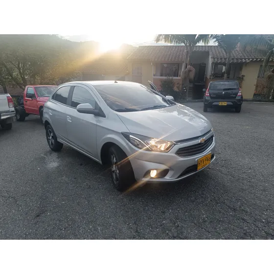 Chevrolet Onix 1.4 Ltz 5 P