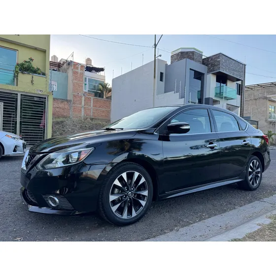 Nissan Sentra 1.7 Sr Turbo Mt