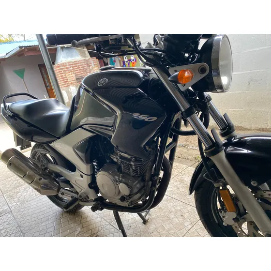 Moto Yamaha Fazer Ys 250 2011