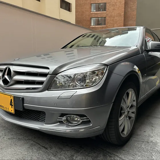 Mercedes-Benz Clase C 2011 1.8 Cgi Blueefficiency