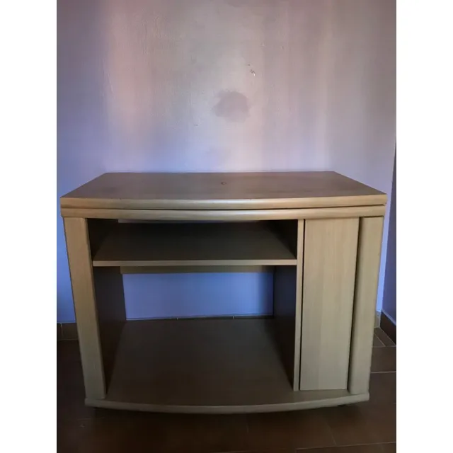Mueble Para Tv Bima Con 1 Puerta Y 1 Cajón, Color Madera