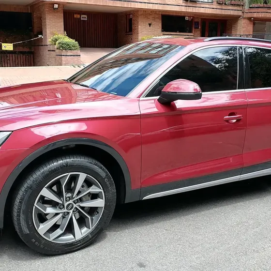 Audi Q5 2022 Combustible Gasoelec