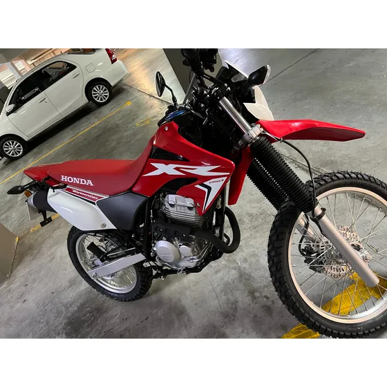 Hind Tornado Xr 250 Okm Patentada Sin Rodar