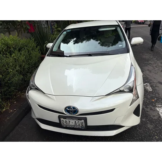 Toyota Prius 1.8 Premium Cvt