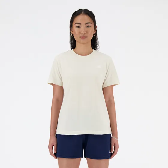 Remera New Balance Wta41509lin Beige Claro  Mujer