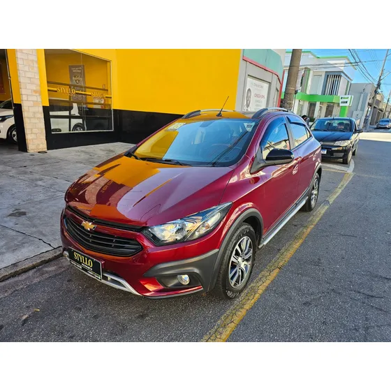 Chevrolet Onix 1.4 Activ Aut. 5p