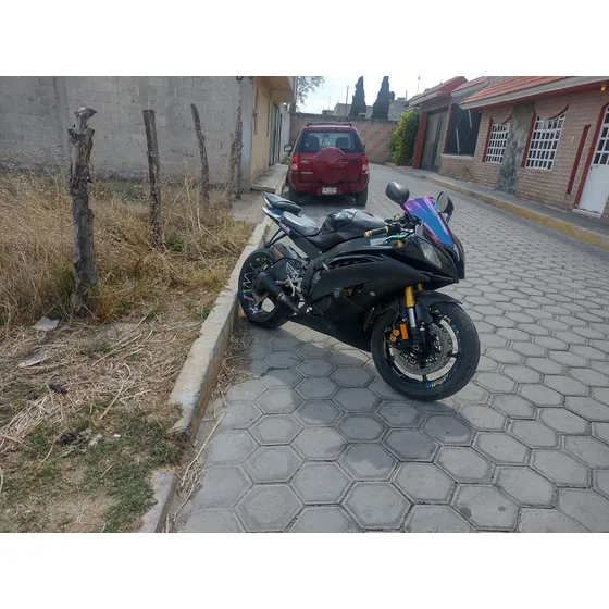 Yamaha R600r