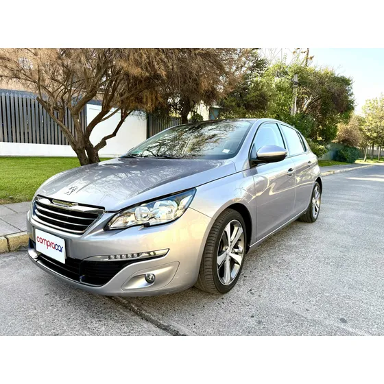 Peugeot 308 Allure 1.2 Puretech Eat6