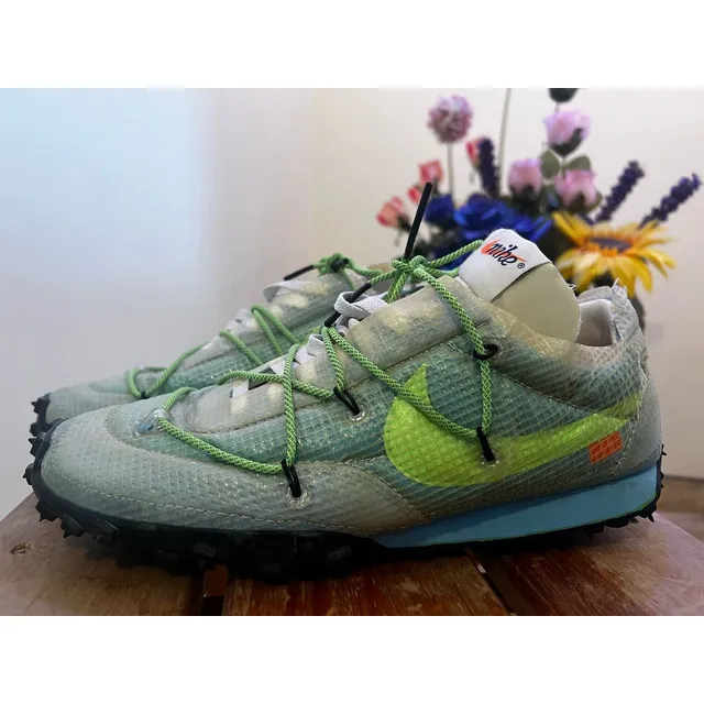 Yeezy 350 V2 Semi Frozen Yellow 100% Originales (usados)