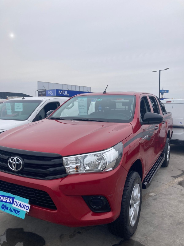 Toyota Hilux Dx 2.4