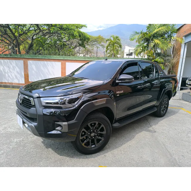 Toyota Hilux Adventure