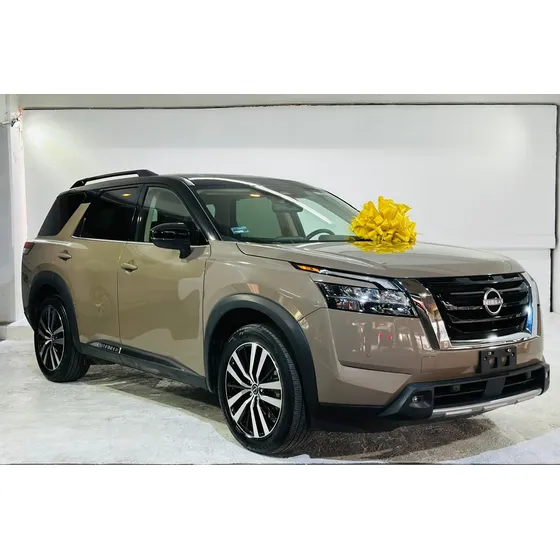 Nissan Pathfinder 3.5 Platinum At