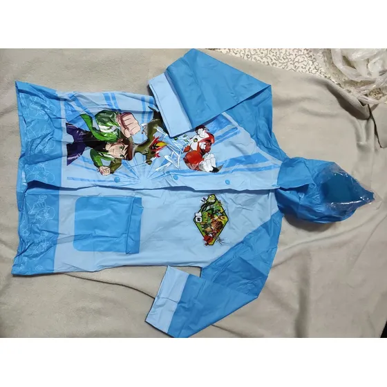 Poncho Impermeable Ben 10 Azul Y Celeste De Niño