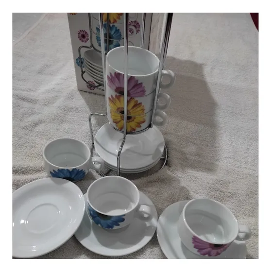 Juego De Café Con Base De Aluminio  6 Tazas Con Platos