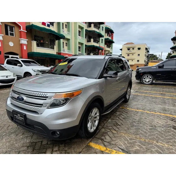 Ford Explorer Americana