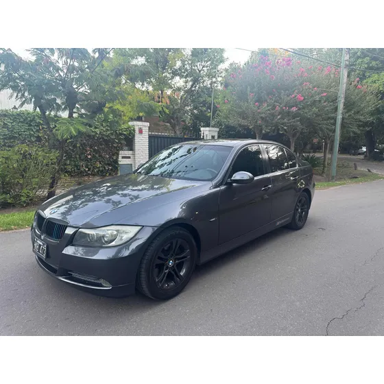 Bmw Serie 3 2.5 323i Sedan Active