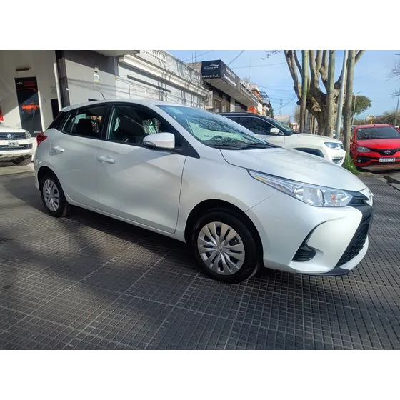 Toyota Yaris 1.5 107cv Xs