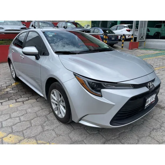 Toyota Corolla 2.0 Le