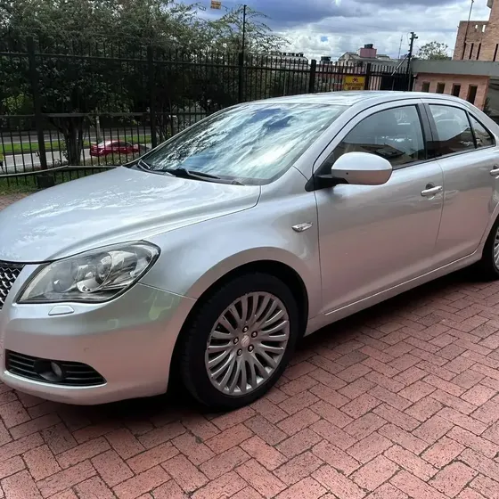 Suzuki Kizashi 2013 2.4 Glx