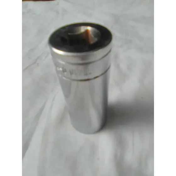 Dado Largo Hexagonal 15/16  Cuadrante De 1/2  Truper