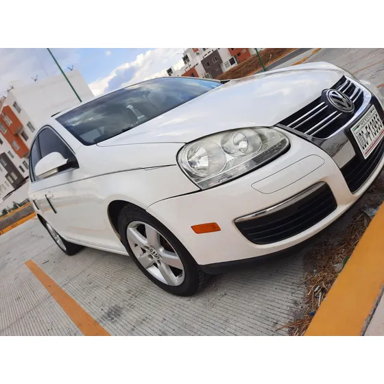 Volkswagen Jetta 2.5 Trendline At