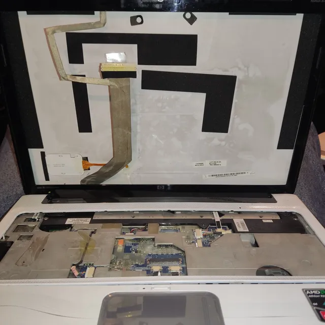 Laptop Hp Dv4-1414la Se Vende Por Partes Pregunta Lo Que Nec
