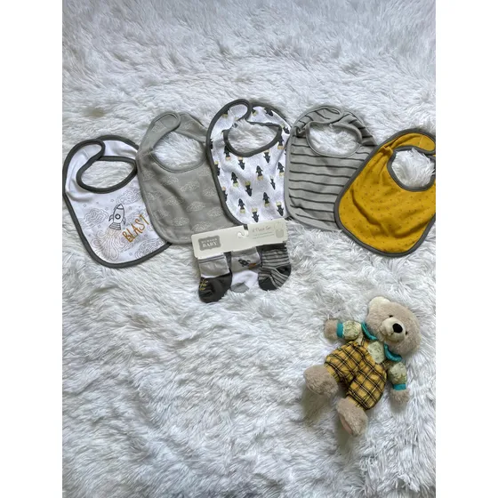 8 Piezas Baberos Bebés  0 A 9 Meses