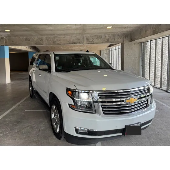 Chevrolet Suburban 5.3 Ltz 4x4 Mt