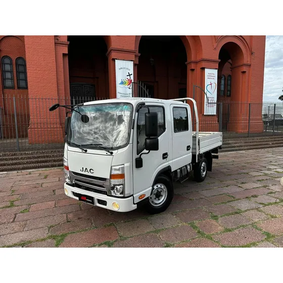 Jac 1035 Doble Cabina
