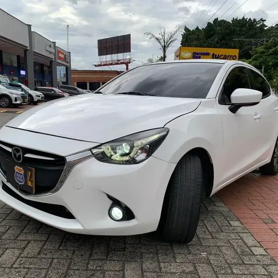 Mazda 2 2016 Mazda 2 1.5cc Grand Touring Aut 2016