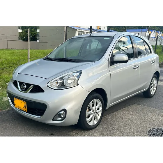 Nissan March 1.6 Advance