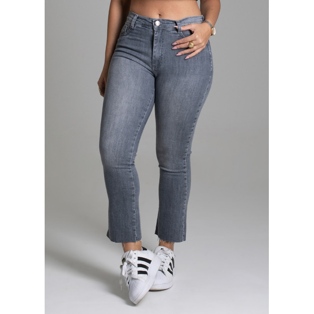 Calça Jeans Feminina 277639 Flare Cropped Em Algodão Sawary Calça Jeans Feminina 277639 Flare Cropped Em Algodão Sawary